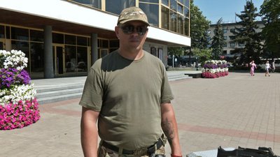 "День без повісток": бійці полку "Рейнджер" провели в Луцьку акцію з рекрутингу до війська
