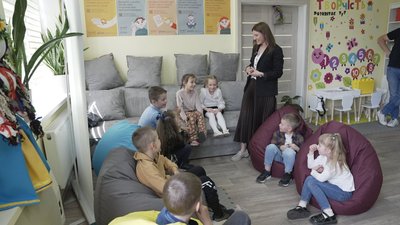 Лего-конструювання, арттерапія та пісочна анімація: на Вінниччині для дітей, постраждалих від війни, працює центр "Твій" Лего-конструювання, арттерапія та пісочна анімація: на Вінниччині для дітей, постраждалих від війни, працює центр "Твій"