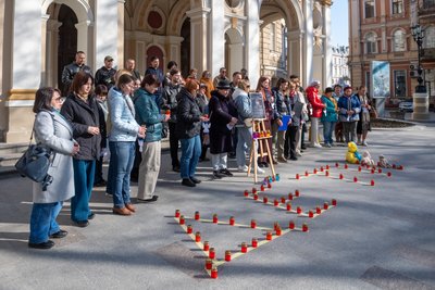 Роковини удару по драмтеатру в Маріуполі. Головні новини Донецької та Луганської областей 16 березня 2026 року Роковини удару по драмтеатру в Маріуполі. Головні новини Донецької та Луганської областей 16 березня 2026 року