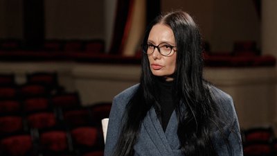 Театр у Чернігові: нова керівниця Оксана Тунік-Фриз розповіла про своє призначення Театр у Чернігові: нова керівниця Оксана Тунік-Фриз розповіла про своє призначення