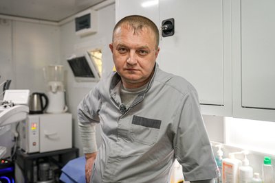 Безоплатно — для військових та їхніх родин: на Сумщині працює пересувний стоматологічний кабінет Безоплатно — для військових та їхніх родин: на Сумщині працює пересувний стоматологічний кабінет