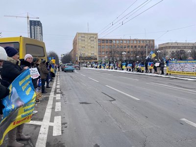 у Черкасах відбулася акція "Не мовчи — полон вбиває" у Черкасах відбулася акція "Не мовчи — полон вбиває"