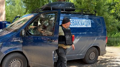 Хліб для Дружківки. Щотижня благодійники випікають та роздають людям у прифронтовому місті тисячу буханців Хліб для Дружківки. Щотижня благодійники випікають та роздають людям у прифронтовому місті тисячу буханців