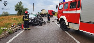 На Одещині через ДТП загинув чоловік і троє людей травмувалися На Одещині через ДТП загинув чоловік і троє людей травмувалися