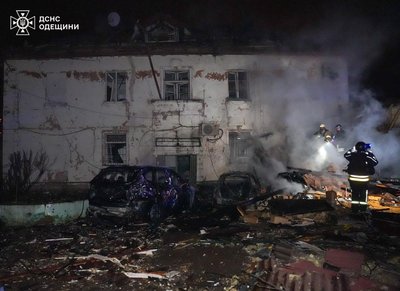 В Одесі пролунав вибух: армія РФ атакувала місто безпілотниками В Одесі пролунав вибух: армія РФ атакувала місто безпілотниками