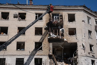 Зруйнований будинок навпроти автовокзалу на Гагаріна Зруйнований будинок навпроти автовокзалу на Гагаріна
