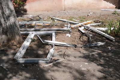 У Херсоні російські дрони пошкодили багатоповерхівки: що розповідають мешканці У Херсоні російські дрони пошкодили багатоповерхівки: що розповідають мешканці
