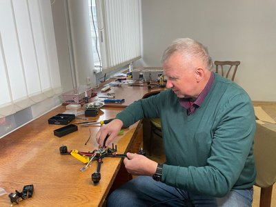 пенсіонер, дрони, тернопіль пенсіонер, дрони, тернопіль