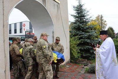 На Тернопільщині, в останню дорогу провели, захисник, Володимир Курило, 20 жовтня 2026 року На Тернопільщині, в останню дорогу провели, захисник, Володимир Курило, 20 жовтня 2026 року