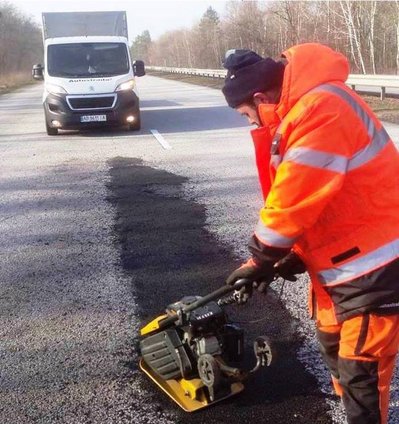 Ремонт доріг державного значення — які роботи виконають на Житомирщині у 2024 році Ремонт доріг державного значення — які роботи виконають на Житомирщині у 2024 році