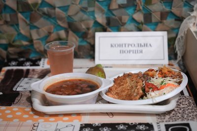 «Іноді від смаку домашньої їжі побратимами плачуть»: кухар 40 ОБрМп Євген про службу у війську «Іноді від смаку домашньої їжі побратимами плачуть»: кухар 40 ОБрМп Євген про службу у війську