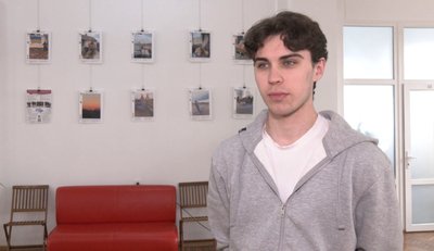 Голова Тернопільської міської молодіжної ради Валентин Пижик, фотовиставка "Евакуація життя", 17 березня 2026 року Голова Тернопільської міської молодіжної ради Валентин Пижик, фотовиставка "Евакуація життя", 17 березня 2026 року