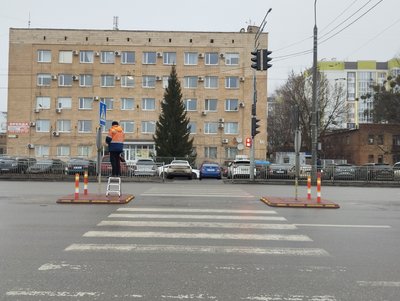 "Люди просто перебігали": у Полтаві запрацювали три нові світлофори "Люди просто перебігали": у Полтаві запрацювали три нові світлофори