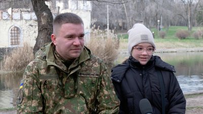 "Снаряд пролетів над головою і не вибухнув — це вже щастя": історія дешифрувальника з Одеси "Снаряд пролетів над головою і не вибухнув — це вже щастя": історія дешифрувальника з Одеси