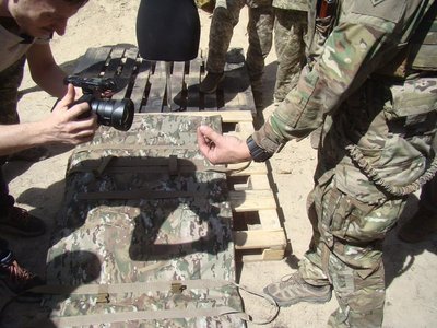 Ноші для евакуації та захист військових: на Київщині випробували бронековдру Ноші для евакуації та захист військових: на Київщині випробували бронековдру