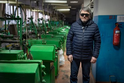 "Наш світ — це суцільна темрява": як у Дніпрі працює підприємство українського товариства сліпих "Наш світ — це суцільна темрява": як у Дніпрі працює підприємство українського товариства сліпих