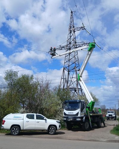 Знеструмлено понад 18 тисяч абонентів та повалені дерева: наслідки негоди на Рівненщині Знеструмлено понад 18 тисяч абонентів та повалені дерева: наслідки негоди на Рівненщині