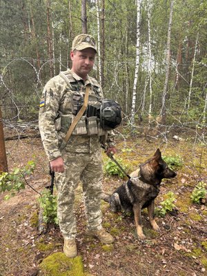 "Хто перетне межу — там і залишиться": що відбувається на кордоні з Білоруссю на Житомирщині "Хто перетне межу — там і залишиться": що відбувається на кордоні з Білоруссю на Житомирщині