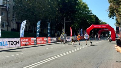 У Вінниці вдруге за рік відбувся напівмарафон Vinnytsia Run-2025 У Вінниці вдруге за рік відбувся напівмарафон Vinnytsia Run-2025