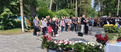 У Житомирі попрощалися із заслуженим лікарем України Олександром Торбасом У Житомирі попрощалися із заслуженим лікарем України Олександром Торбасом