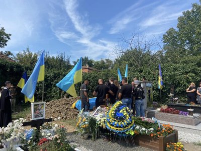 На Закарпатті попрощалися із полеглим на війні Денисом Русноком На Закарпатті попрощалися із полеглим на війні Денисом Русноком