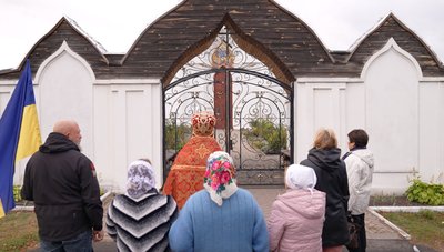 "Зрізати замки не будемо": жителі громади на Черкащині намагаються повернути собор у власність ПЦУ "Зрізати замки не будемо": жителі громади на Черкащині намагаються повернути собор у власність ПЦУ