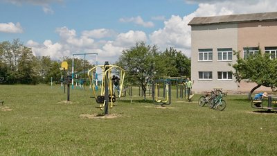 На Тернопільщині за грантові кошти облаштували спортивний майданчик, Жизномир, Бучацька громада, 9 червня 2026 року На Тернопільщині за грантові кошти облаштували спортивний майданчик, Жизномир, Бучацька громада, 9 червня 2026 року