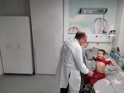 До Львова вперше приїхав швейцарський пластичний хірург, аби відвідати своїх пацієнтів До Львова вперше приїхав швейцарський пластичний хірург, аби відвідати своїх пацієнтів