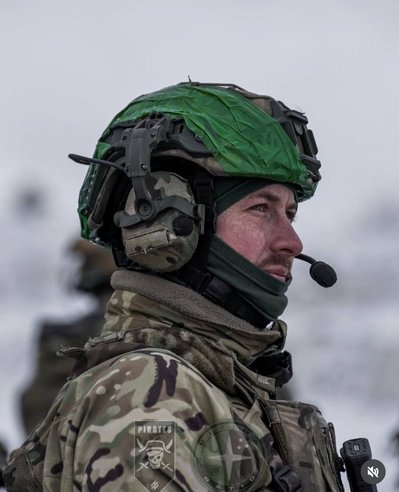 «Війна обірвала все»: батьки полеглого захисника з Хмельниччини розповіли про сина «Війна обірвала все»: батьки полеглого захисника з Хмельниччини розповіли про сина