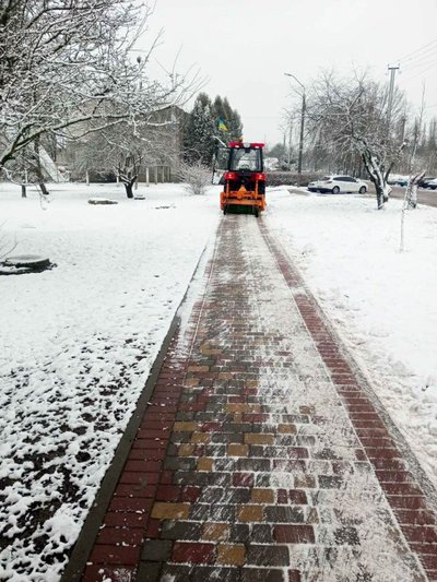 погода, сніг, спецтехніка, дороги, місто погода, сніг, спецтехніка, дороги, місто