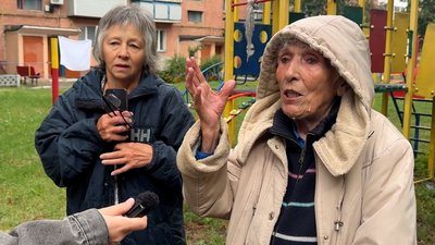 «Сусідка не ворушилася, лежала на підлозі, все у склі»: що кажуть очевидці про атаку РФ по Прилуках на Чернігівщині «Сусідка не ворушилася, лежала на підлозі, все у склі»: що кажуть очевидці про атаку РФ по Прилуках на Чернігівщині