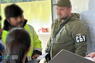 Незаконний вивіз українського зерна з окупованого Криму: у Чорному морі арештували судно — ДПСУ Незаконний вивіз українського зерна з окупованого Криму: у Чорному морі арештували судно — ДПСУ