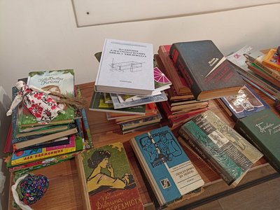 Книги для зруйнованих бібліотек: Житомир передав Чернігівщині понад сто українськомовних видань Книги для зруйнованих бібліотек: Житомир передав Чернігівщині понад сто українськомовних видань