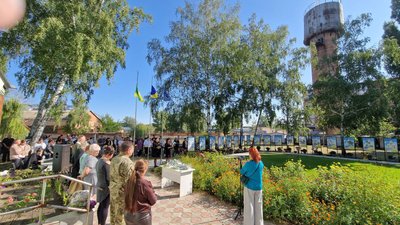 На Алеї Героїв у Терешках відкрили десять нових банерів пам’яті На Алеї Героїв у Терешках відкрили десять нових банерів пам’яті