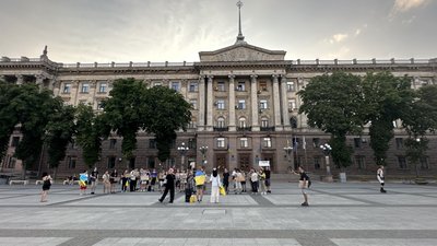 Жителі Миколаєва третій день протестують проти закону 12414 Жителі Миколаєва третій день протестують проти закону 12414