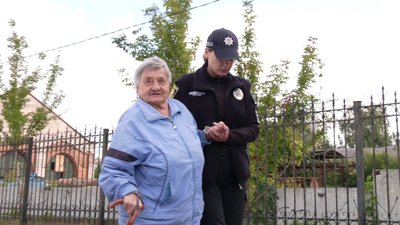 Через війну залишили рідні домівки: на Рівненщині прийняли п'ятий потяг з Донеччини Через війну залишили рідні домівки: на Рівненщині прийняли п'ятий потяг з Донеччини