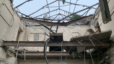 Розбитий будинок по вулиці Сковороди у Харкові Розбитий будинок по вулиці Сковороди у Харкові