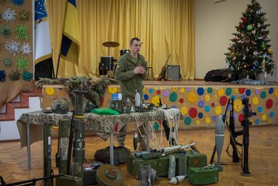 "Курсант знає — у нього є майбутнє". У ліцеї Дніпра провели ярмарок військових професій "Курсант знає — у нього є майбутнє". У ліцеї Дніпра провели ярмарок військових професій