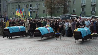 Із військовими Олександром Іллюком, Валерієм Рудишиним та Ігорем Мельничуком попрощались у Рівному