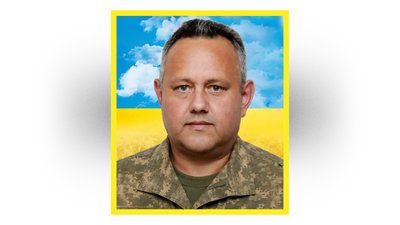 На Чернігівщині поховали військових Олександра Подія, Андрія Супруна, Олександра Погуляйла та Сергія Цибульського На Чернігівщині поховали військових Олександра Подія, Андрія Супруна, Олександра Погуляйла та Сергія Цибульського