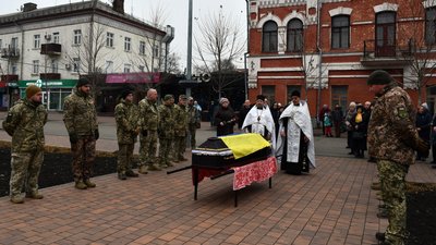 Поховання військових на Чернігівщині: 29 листопада попрощалися з трьома бійцями ЗСУ