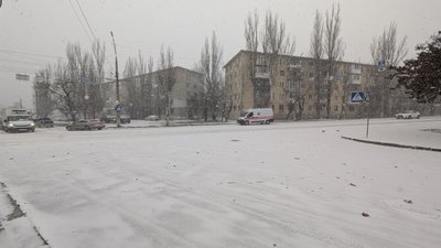 Перший сніг у Миколаєві: фоторепортаж Перший сніг у Миколаєві: фоторепортаж