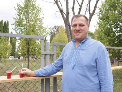 У Кмитові вп’яте провели борщ-батл: 15 команд готували традиційні та незвичайні страви У Кмитові вп’яте провели борщ-батл: 15 команд готували традиційні та незвичайні страви