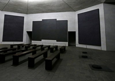 Чому сучасне мистецтво не треба розуміти: історія через визначні роботи та події Чому сучасне мистецтво не треба розуміти: історія через визначні роботи та події