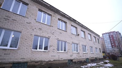 У Гостомелі відновлюють амбулаторію, де був "штаб" росіян У Гостомелі відновлюють амбулаторію, де був "штаб" росіян