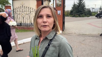 У Кривому Розі прощаються з Наталією Піменовою, яка загинула внаслідок удару РФ 21 серпня У Кривому Розі прощаються з Наталією Піменовою, яка загинула внаслідок удару РФ 21 серпня