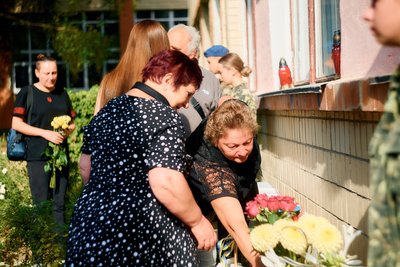 На Хмельниччині відкрили меморіальну дошку воїну Сергію Срібняку На Хмельниччині відкрили меморіальну дошку воїну Сергію Срібняку