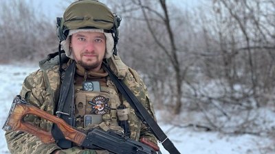 На Чернігівщині попрощалися з двома захисниками: Сергієм Орленком та Андрієм Підлипським На Чернігівщині попрощалися з двома захисниками: Сергієм Орленком та Андрієм Підлипським