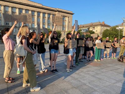 У Черкасах вдруге за день пройшов мітинг проти звільнення Федорова У Черкасах вдруге за день пройшов мітинг проти звільнення Федорова