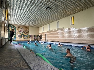 Аквареабілітація: у черкаській "Астрі" після трирічної перерви запрацював басейн Аквареабілітація: у черкаській "Астрі" після трирічної перерви запрацював басейн